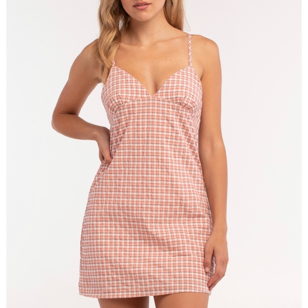 Tilly’s Pink Plaid NWT Dress Size Small